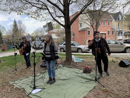 Featured image for “The Neighbourhood Group keeps seniors connected with outdoor performance”